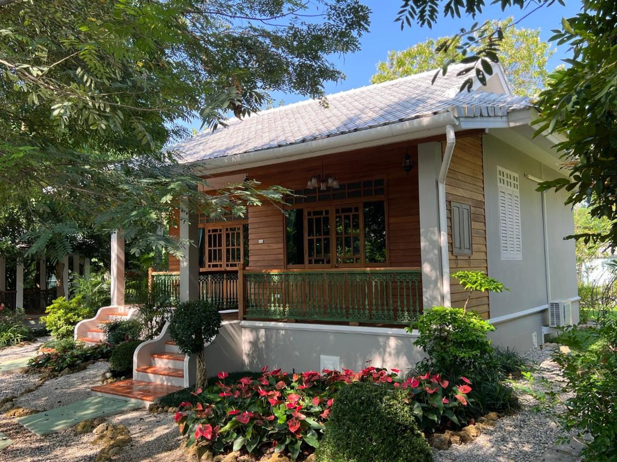 Home Of Dusita Lamphun Luaran gambar